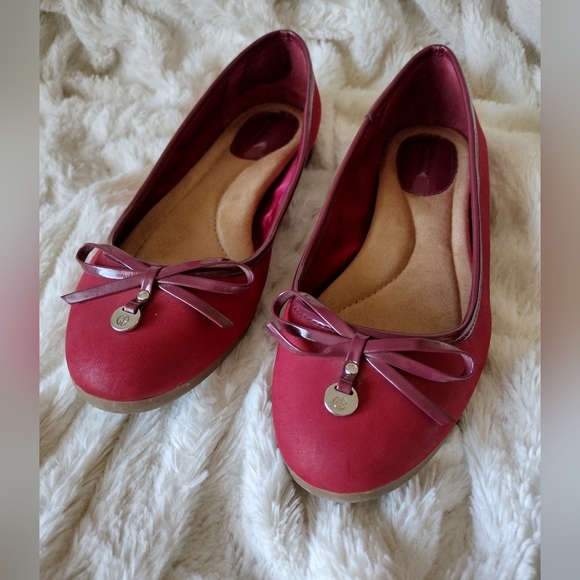 - GIANI BERNINI Red Flats Size 7.5 - Picture 1 of 7
